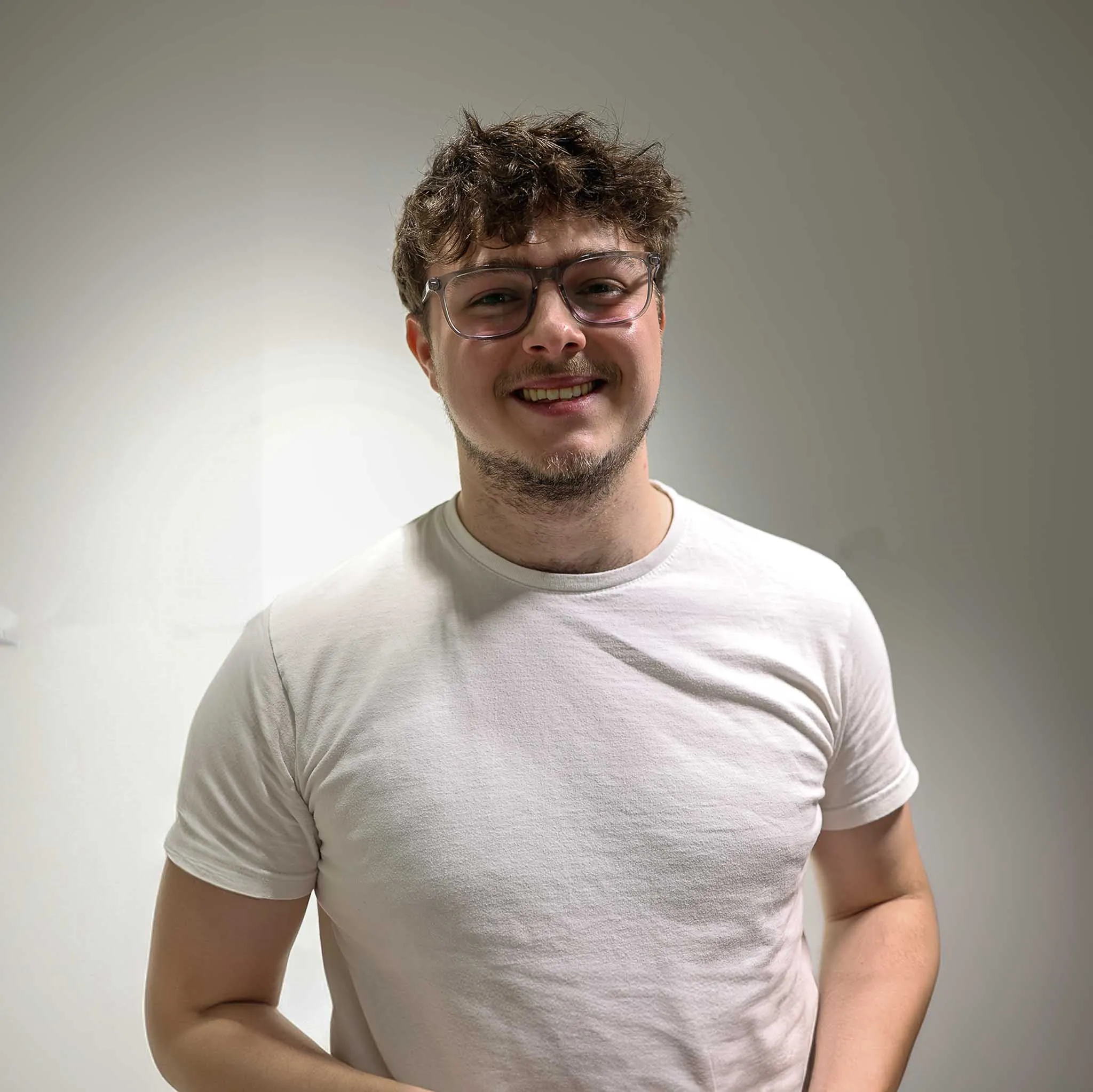 Porträt von Hannes Feeken, Gründer von HEXBEE